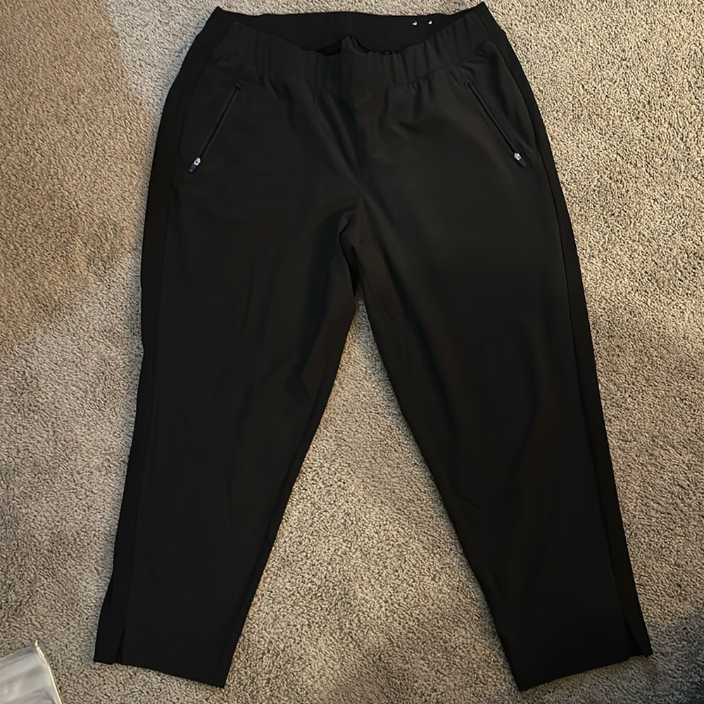Livi by Lane Bryant 18/20 athleisure pants